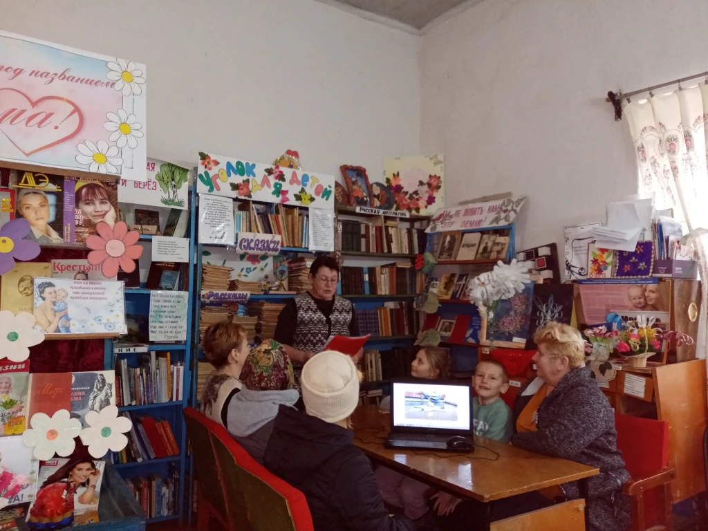 Патриотический час с видеороликом « Подвиг твой бессмертен» 0 Патриотический час с видеороликом « Подвиг твой бессмертен» 0