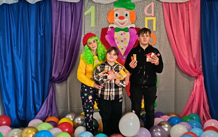 "В стране вес&euml;лых человечков." Конкурсная программа к Дню смеха.