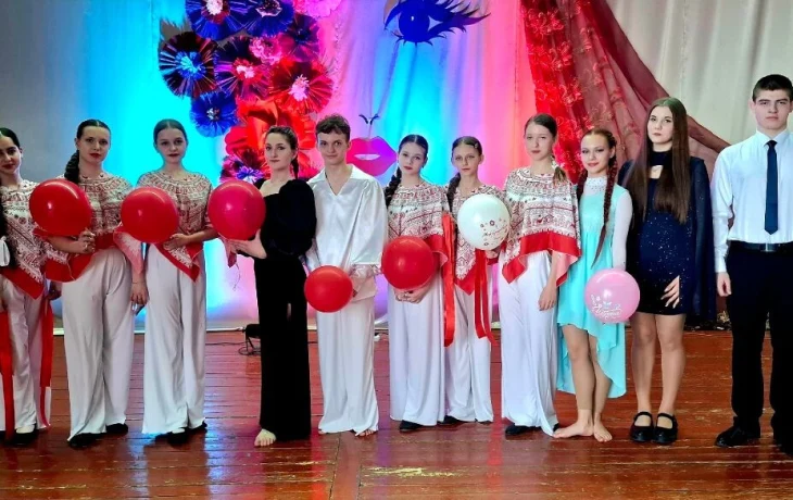 &laquo;О, Женщина, вам имя &ndash;совершенство&raquo;-праздничный концерт.