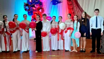 &laquo;О, Женщина, вам имя &ndash;совершенство&raquo;-праздничный концерт.