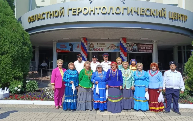 "Песни в наших сердцах"- концертная программа казачьего ансамбля "Волюшка" "Песни в наших сердцах"- концертная программа казачьего ансамбля "Волюшка"