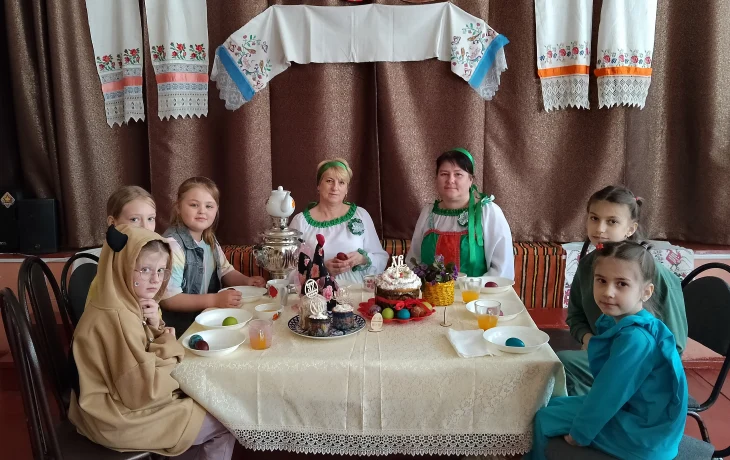 "Пасхальная радость" познавательно -игровая программа. "Пасхальная радость" познавательно -игровая программа.